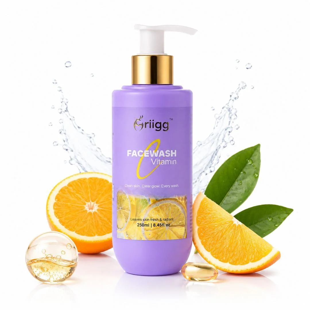 MRIIGG Vitamin C Facewash with Niacinamide, Hyaluronic Acid & Aloe Vera Extract 250ml