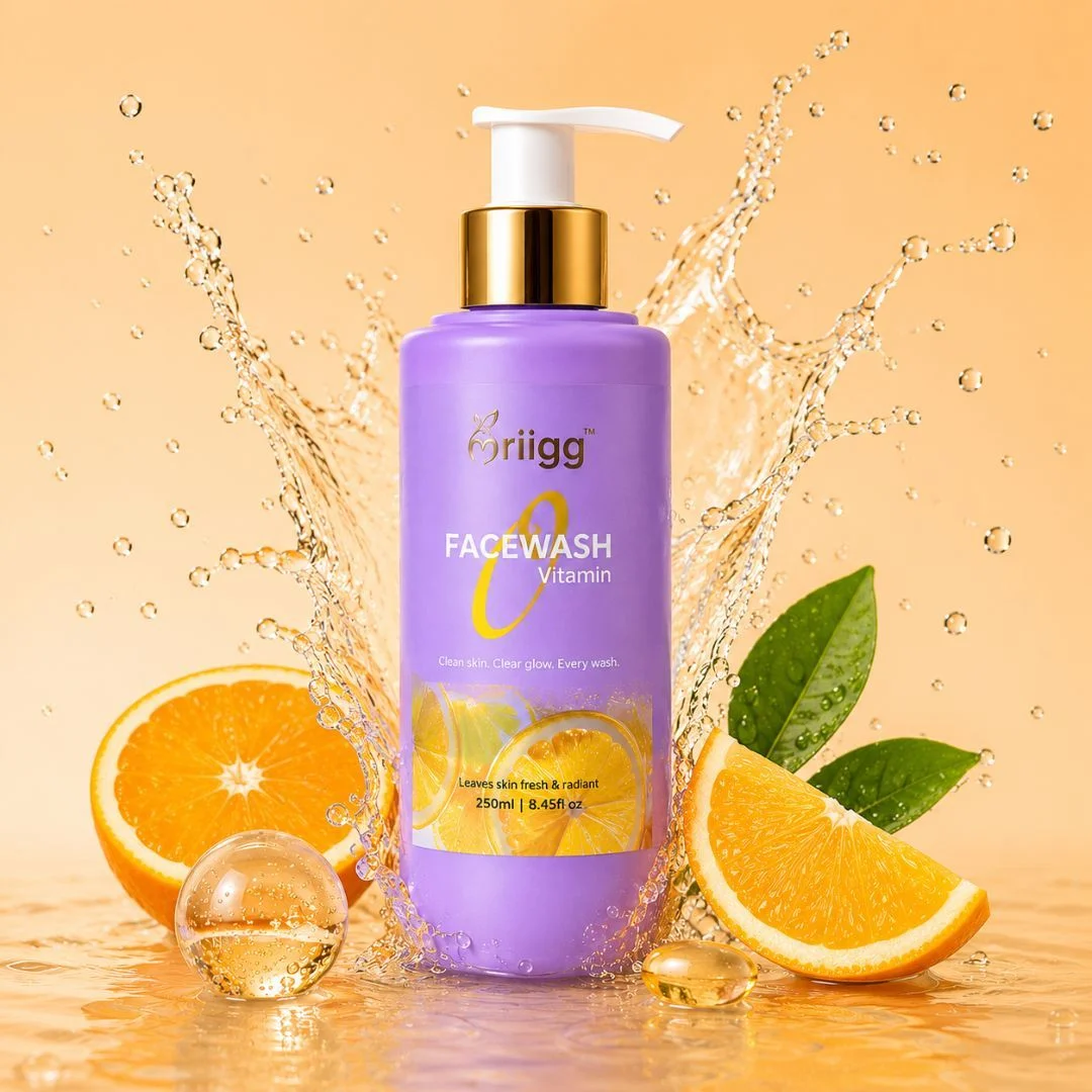 MRIIGG Vitamin C Facewash with Niacinamide, Hyaluronic Acid & Aloe Vera Extract 250ml