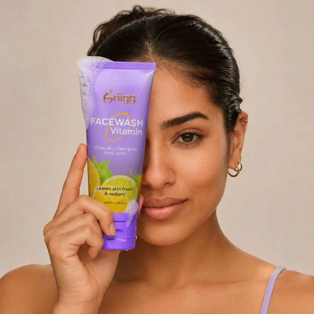 MRIIGG Vitamin C Facewash for Bright & Glowing Skin | Deep Cleansing Face Wash 100ml