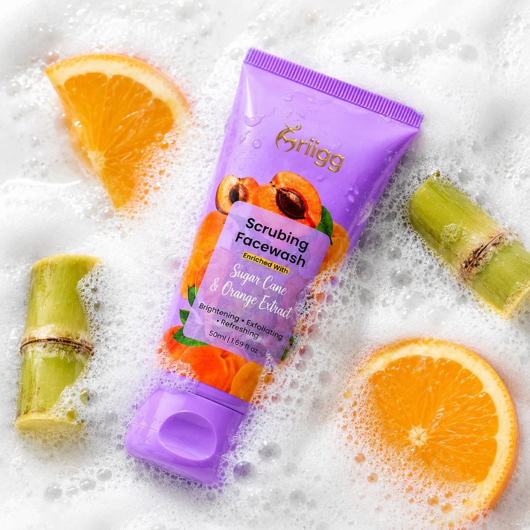 MRIIGG Scrubbing Facewash with Vitamin C & Apricot 50ml